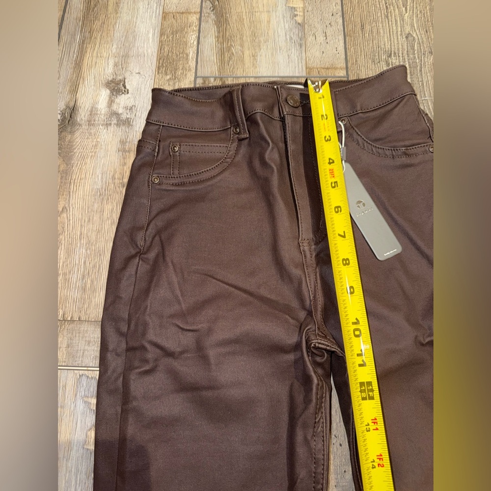 Tractr Brown Coated Jeans NWT Size 25 - Picture 8 of 9